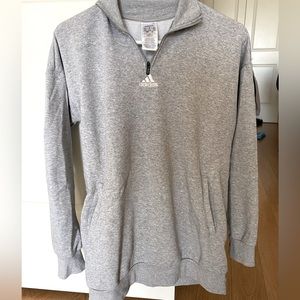 ADIDAS Sweatshirt
